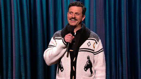 From namesake to nightclub: Comedian Chris Fairbanks 极速赛车168开奖官网开奖记录 makes his Alaska debut in the city that shares his name
